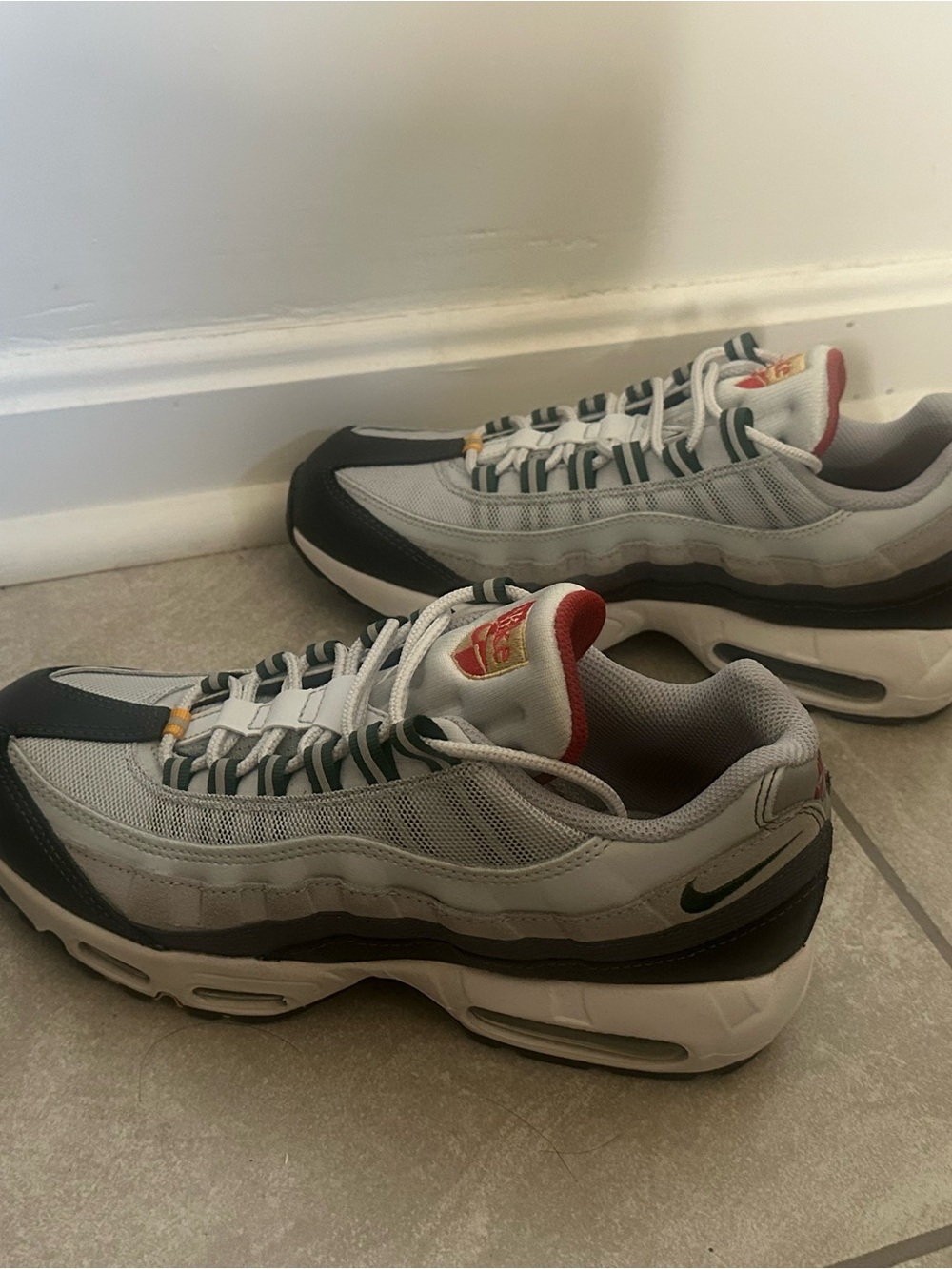 Brand New Nike Men’s Air Max 95 “Prep School”